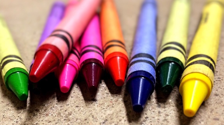 crayons-879973_1920